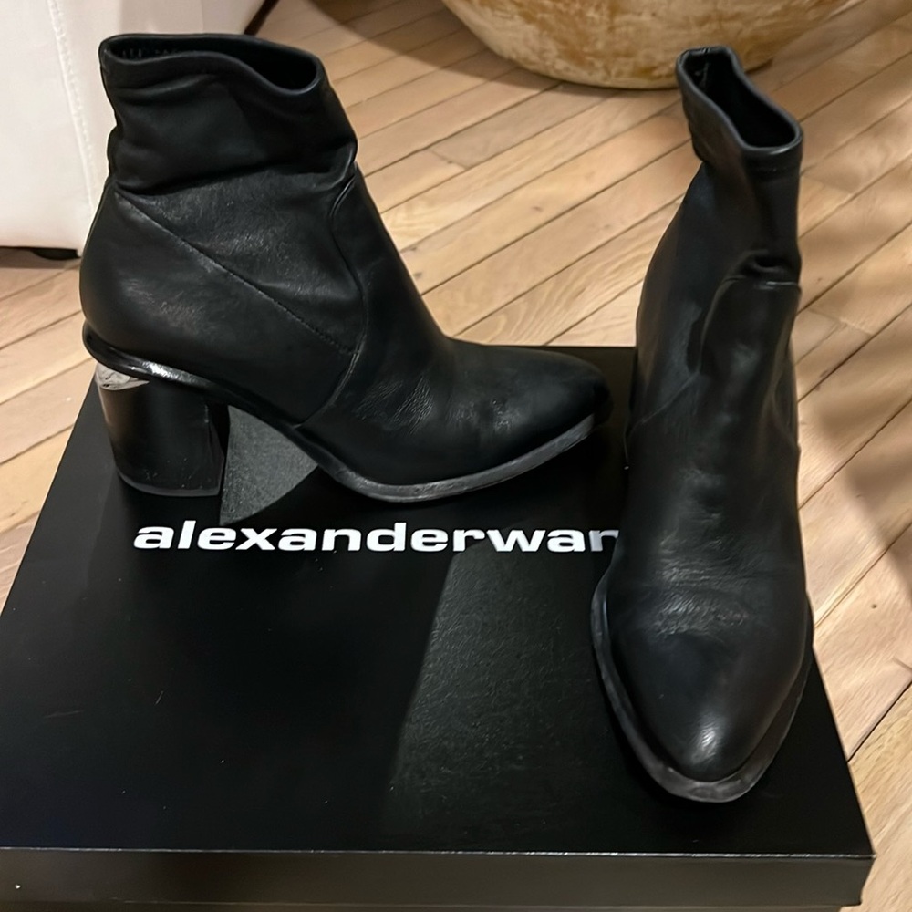 Alexander Wang size 7.5 heeled booties